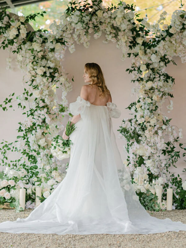 Revelle Bridal - Elaborate Florals