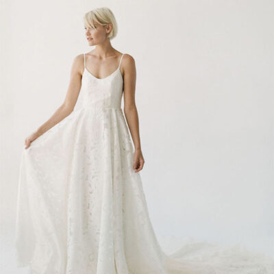 Annie Low Back - Revelle Bridal - Three last minute ideas for your bridal look