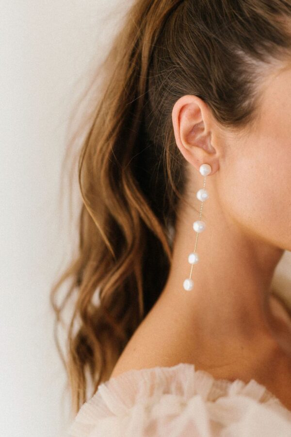 Haper-Earrings-Untamed-Petals-Revelle-Bridal-Pearl-drop-elegant
