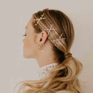 Proxy Slides Untamed Petals bobby pins pearl hair pins bridal hair accessories revelle