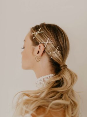 Proxy Slides Untamed Petals bobby pins pearl hair pins bridal hair accessories revelle