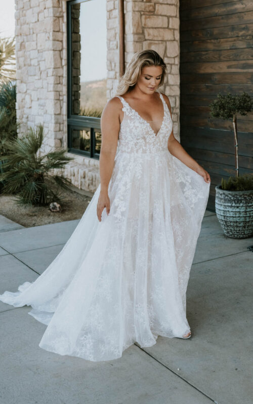 Plus Size wedding gown curvy wedding dresses