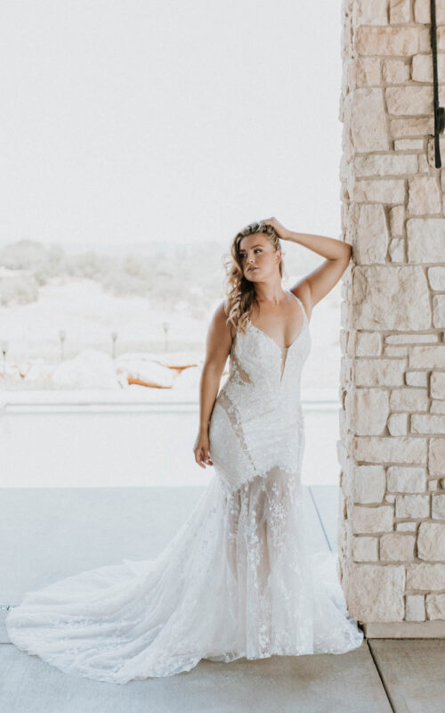 Della Curva has the best selection of plus size wedding dresses