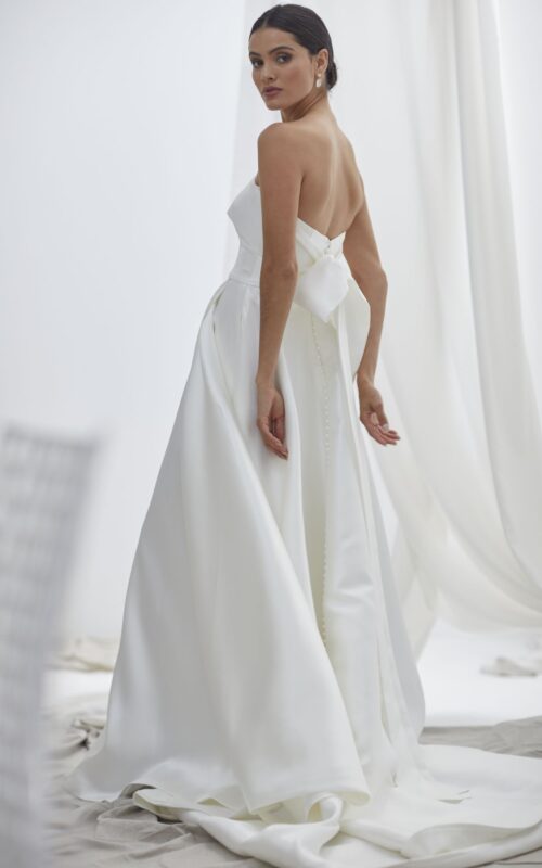 Vivienne by Hera Couture at Revelle Bridal Boutique Ottawa