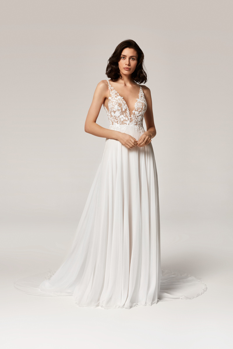 Millo wedding dress by Anna Kara