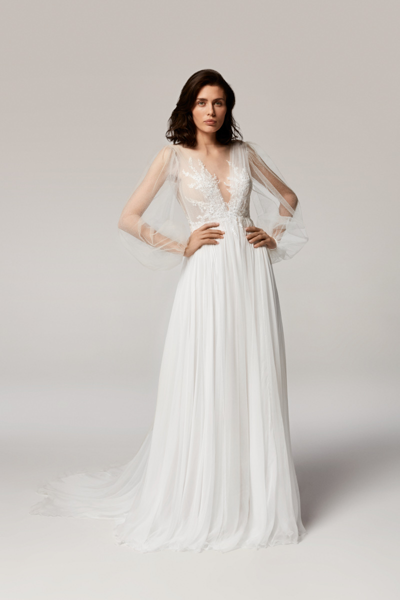 Anna Kara - 5 Must-Try Styles for the Whimsical Bride - Revelle Bridal