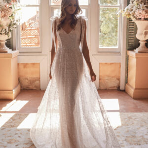 Marley by Anna Campbell Wedding Dress Sequin netted lace, detachable shoulder ribbon & a v neckline. Flowy skirt with fitted lining