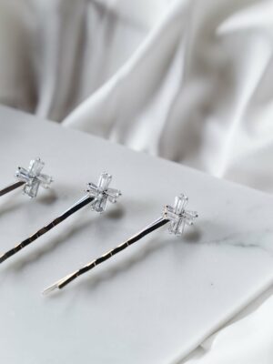 Palmer Silver White Gold Crystal Floral Hair Pins