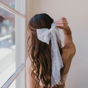 Penelope Pearl Bow