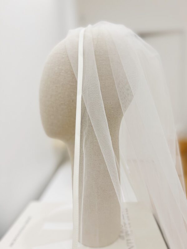 Hawthorne Veil BLVD by Revelle Bridal Cathedral Ribbon Ivory Tulle Veil Ottawa