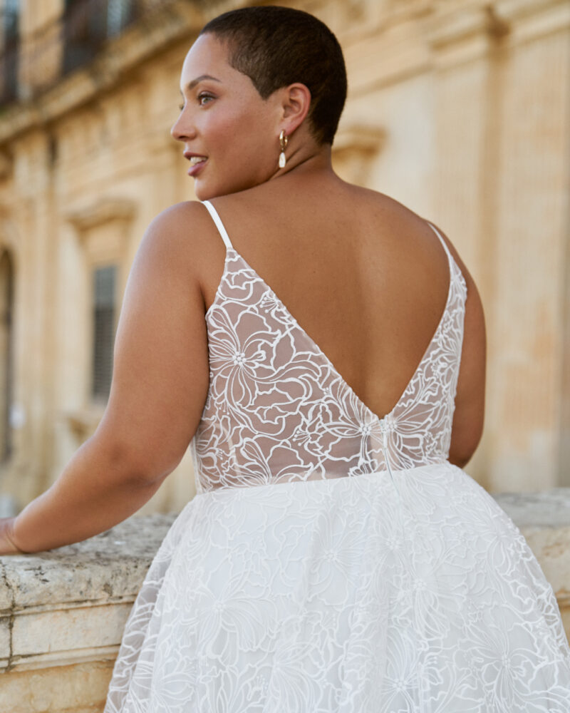 Kaslo by Truvelle - Lace Wedding dress a-line skirt Canadian designer back detail