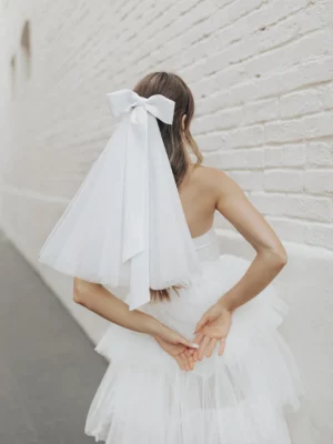 Perry Bow Veil by Untamed Petals - Mini wedding veil - short bridal veil ivory