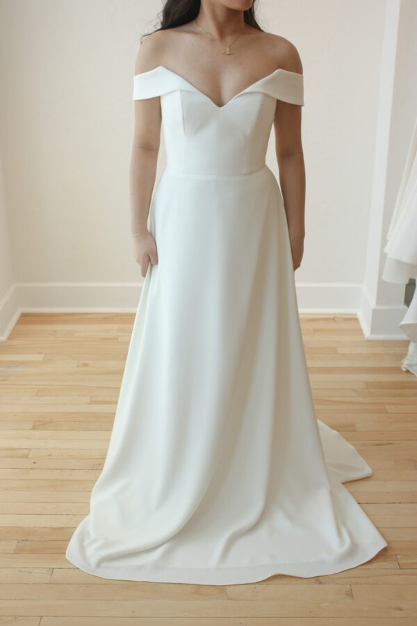 Hadid by Aesling Sample Wedding Dress