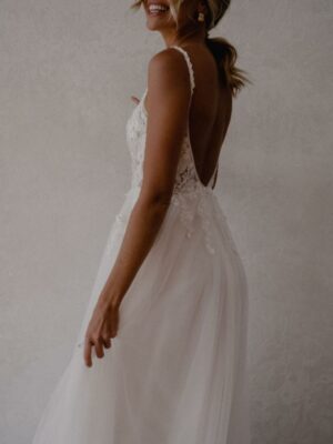 Summer wedding dress by Made With Love Bridal MWL - Sample Sale wedding gown - A line Tulle skirt lace v neck bodice backless