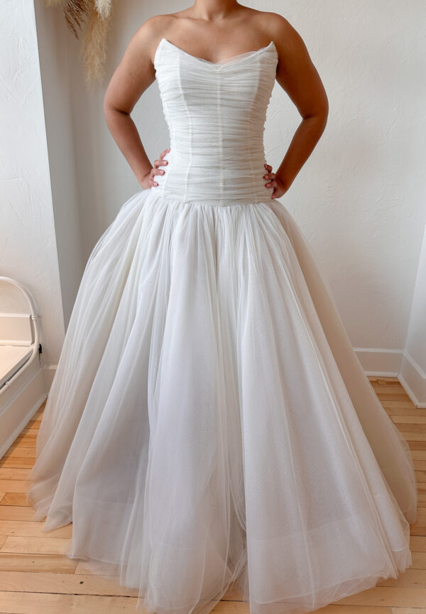 Shop Landon by Sarah Seven Wedding Dress Sample Ottawa